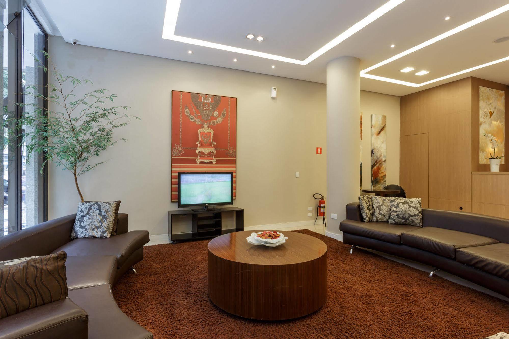 Hotel Centro Europeu Curitiba Extérieur photo
