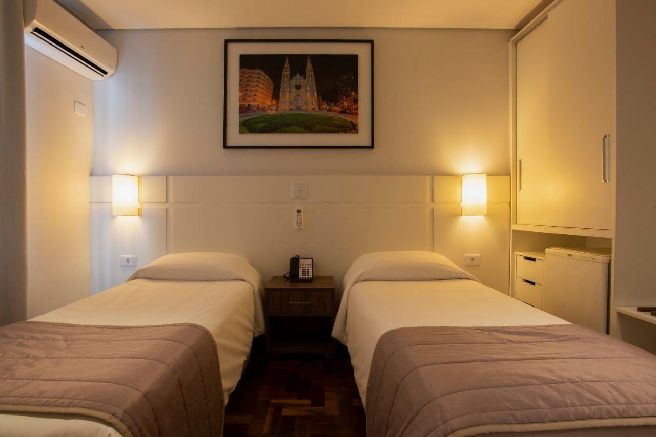 Hotel Centro Europeu Curitiba Extérieur photo