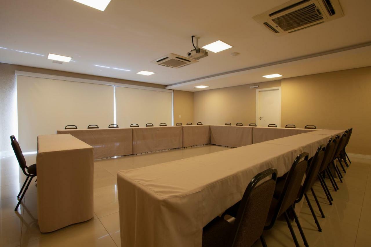 Hotel Centro Europeu Curitiba Extérieur photo