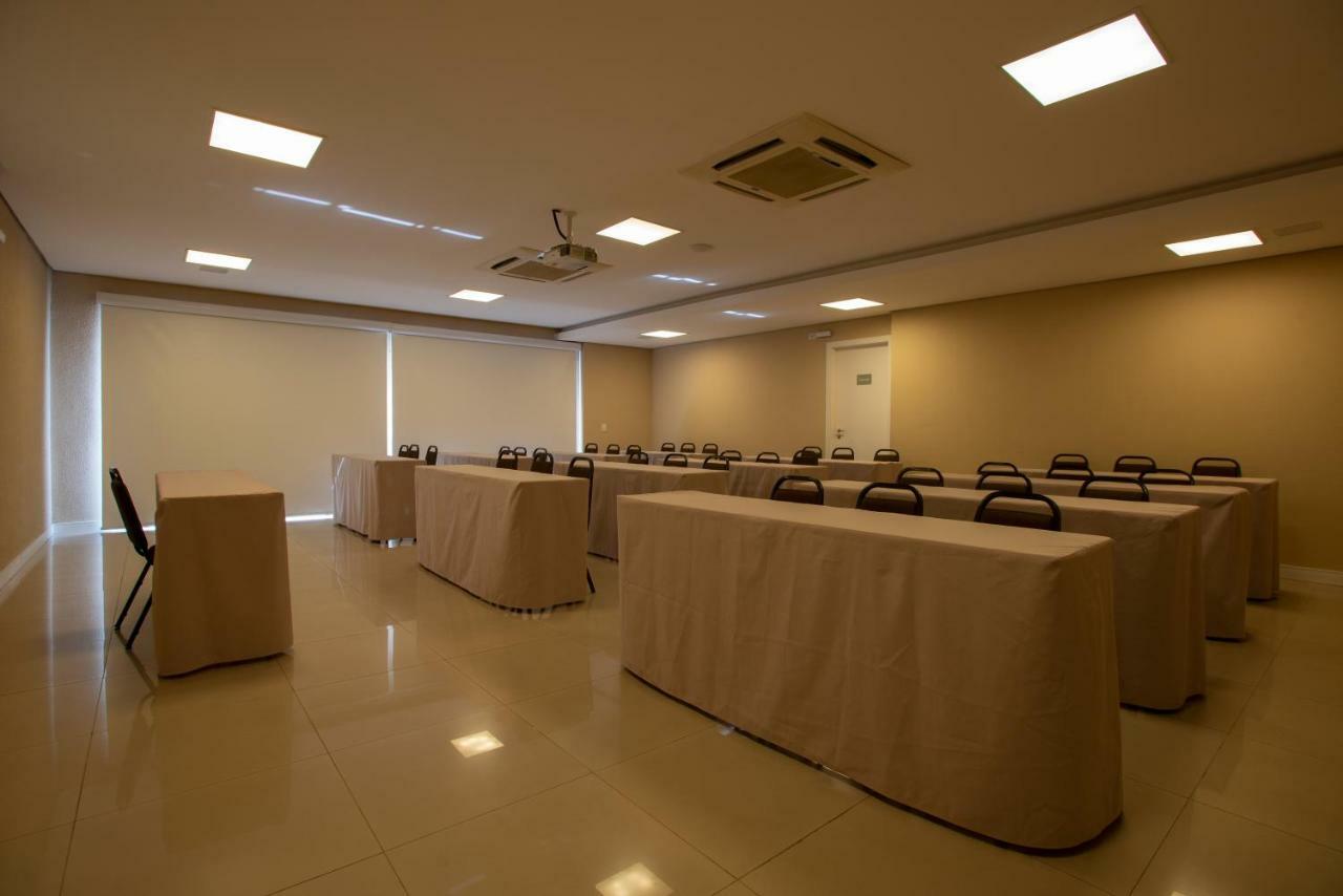 Hotel Centro Europeu Curitiba Extérieur photo